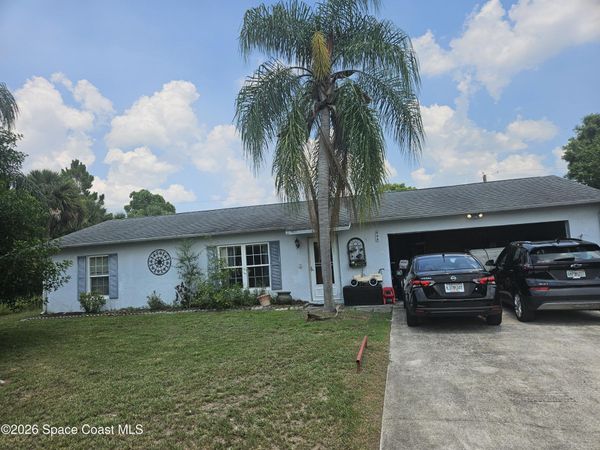689 Caballero Avenue SE , Palm Bay, FL 32909
