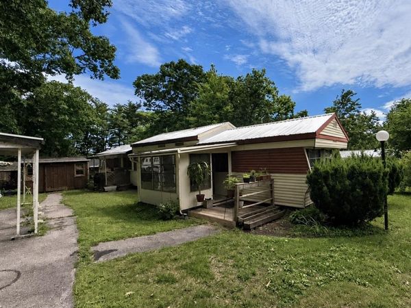 1 South Cranberry Lane, Rochester, NH 03867