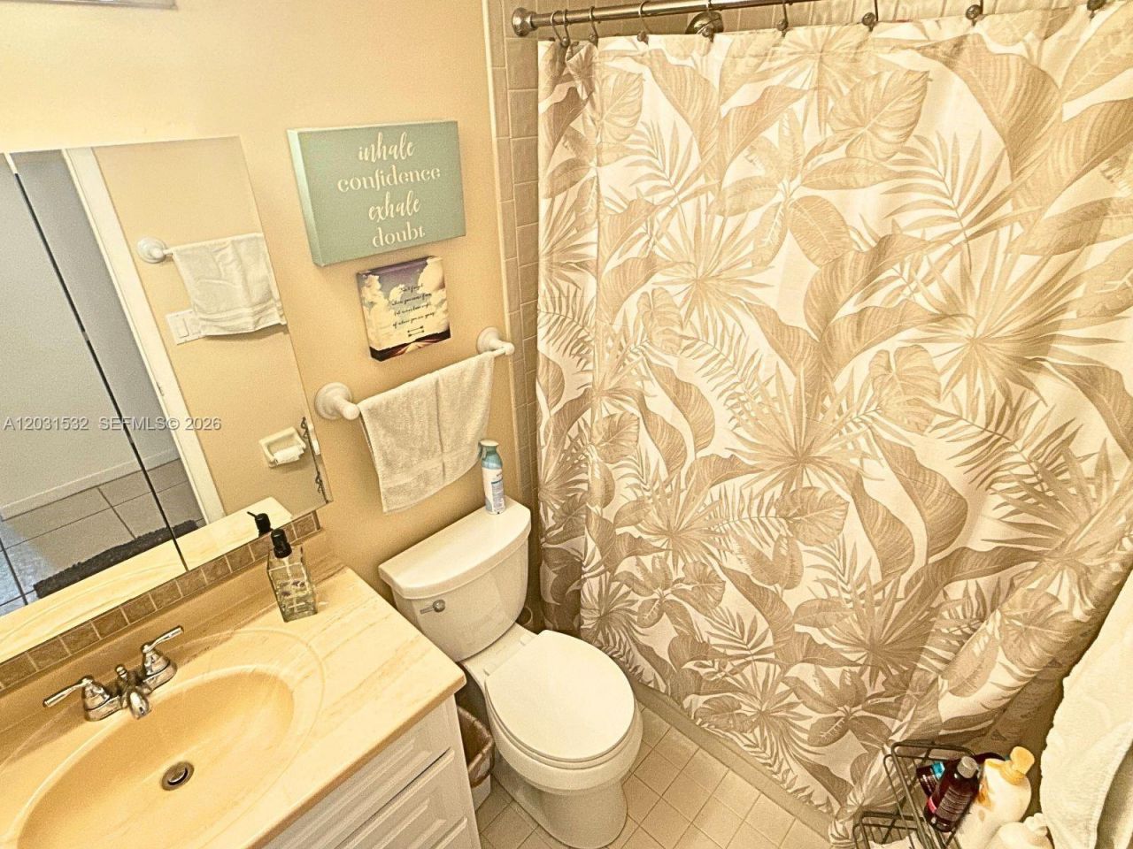 2640 W Gately Dr W , Unit 202, West Palm Beach, FL 33415 Photo