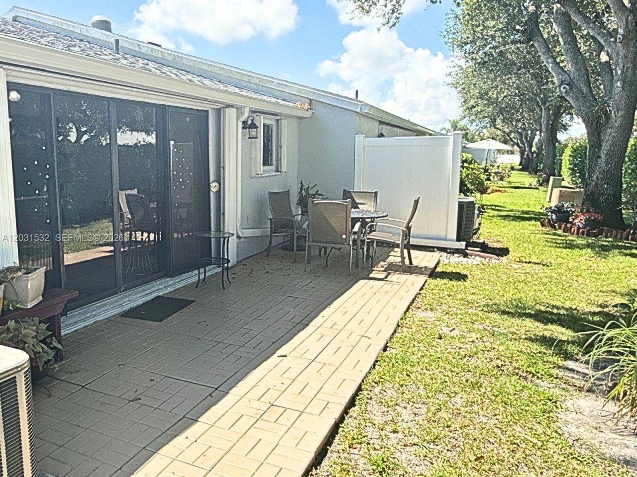 2640 W Gately Dr W , Unit 202, West Palm Beach, FL 33415 Photo