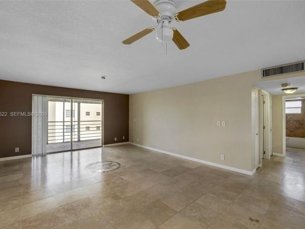321 SE 3rd St , Unit 408, Dania Beach, FL 33004