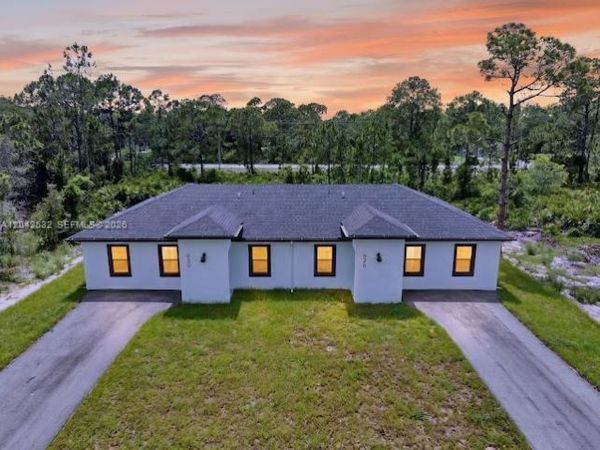928-930 Hepburn Ave , Lehigh Acres, FL 33974