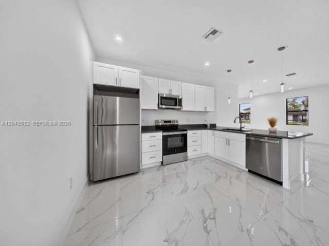 928-930 Hepburn Ave, Lehigh Acres, FL 33974 Photo