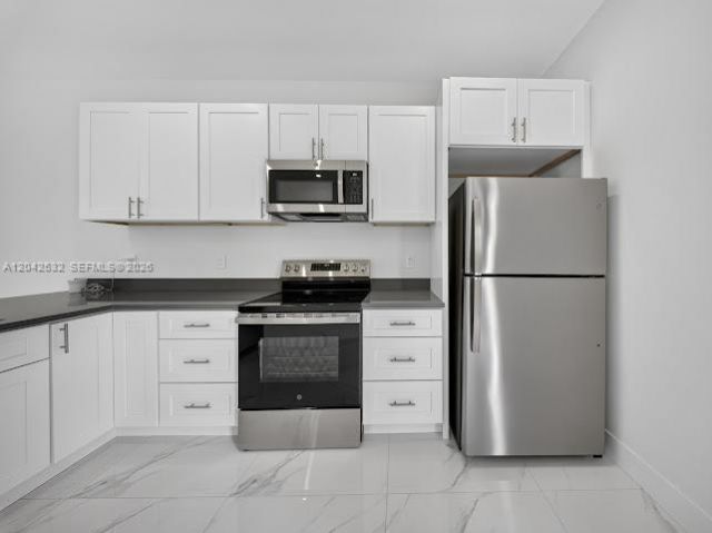 928-930 Hepburn Ave, Lehigh Acres, FL 33974 Photo