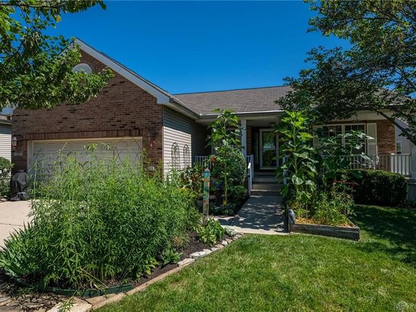 155 Keevers Point, Springboro, OH 45066