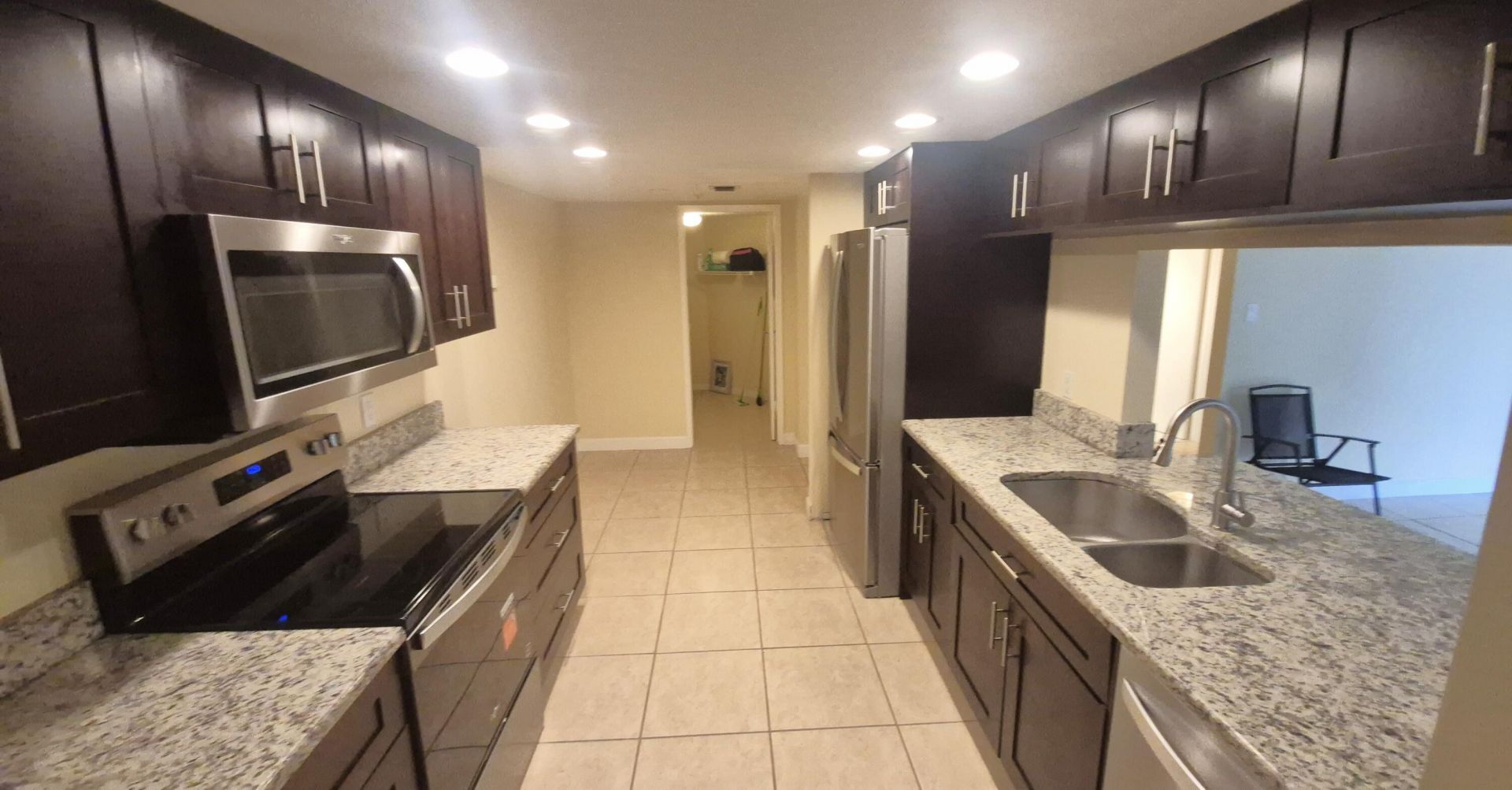 820 Lavers Circle, Unit G409, Delray Beach, FL 33444 Photo