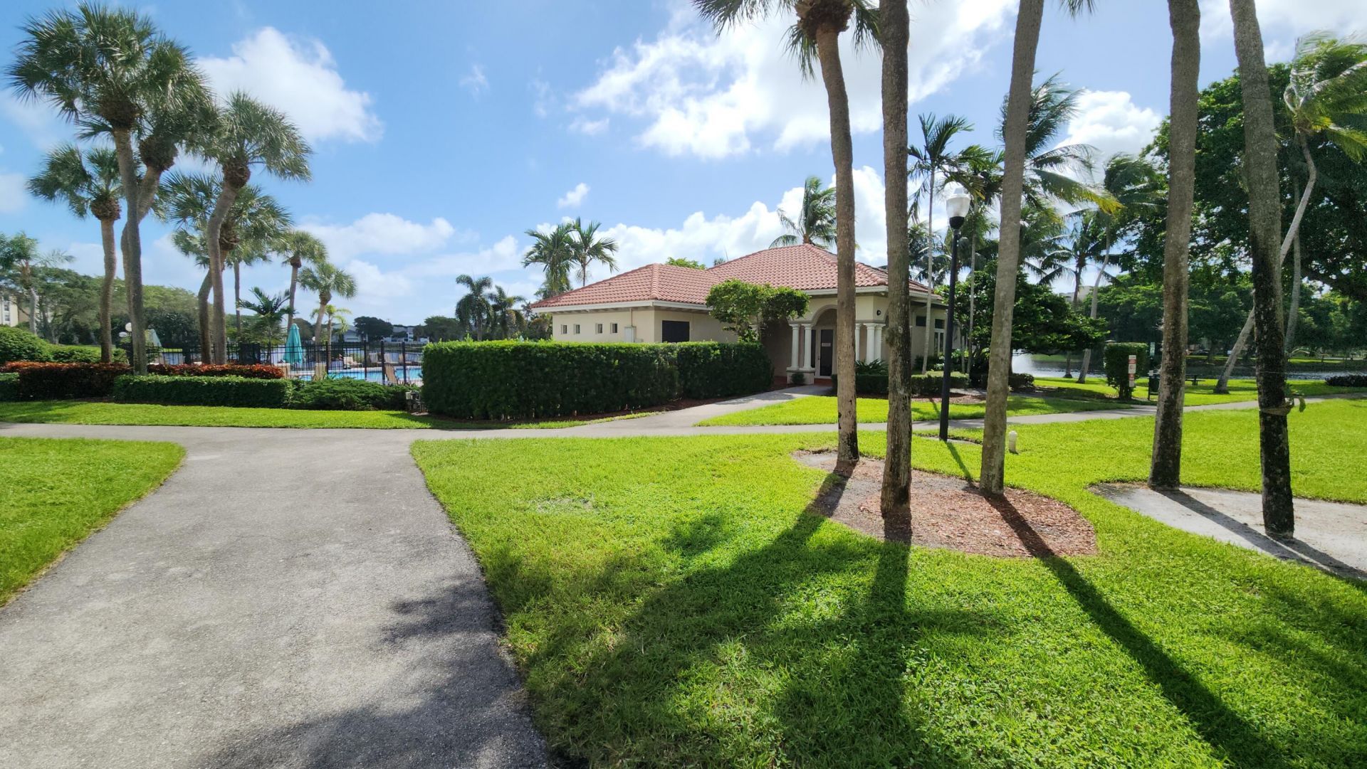 820 Lavers Circle, Unit G409, Delray Beach, FL 33444 Photo