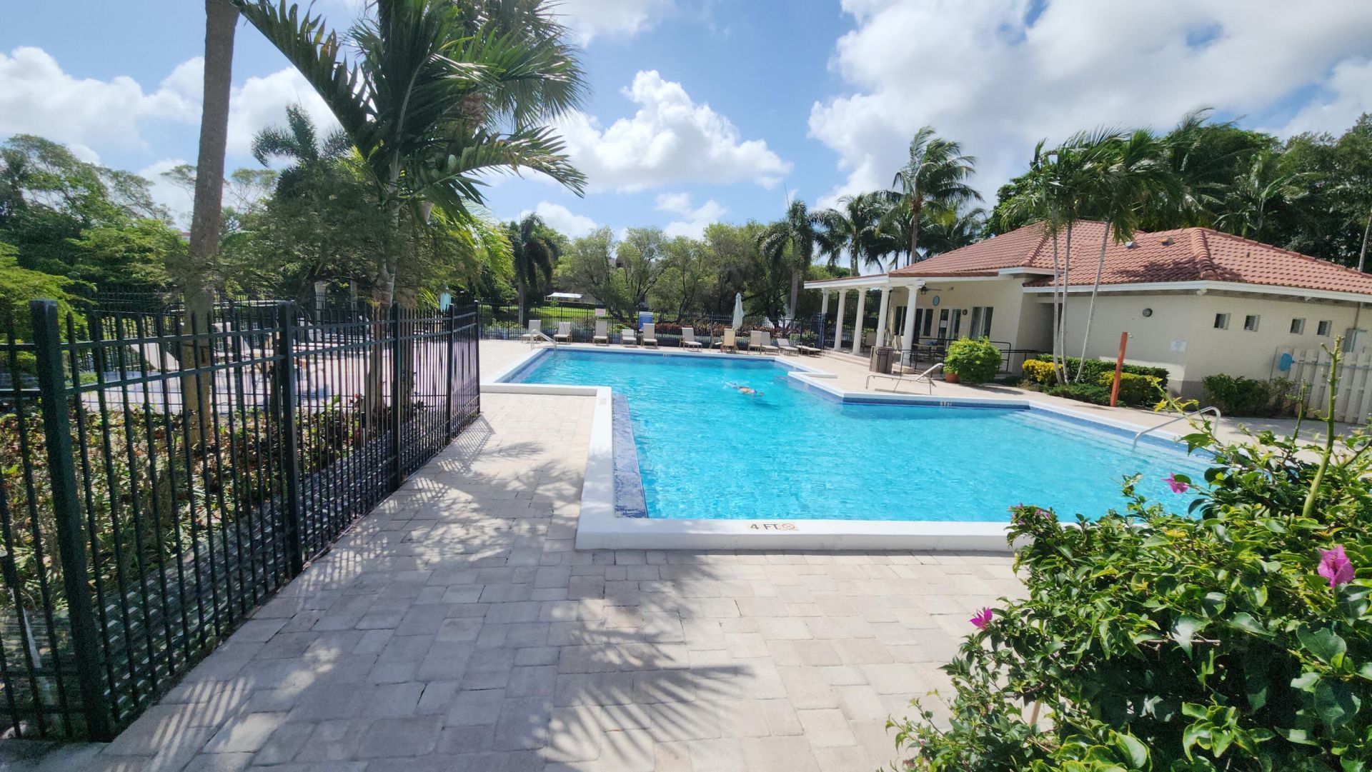 820 Lavers Circle, Unit G409, Delray Beach, FL 33444 Photo