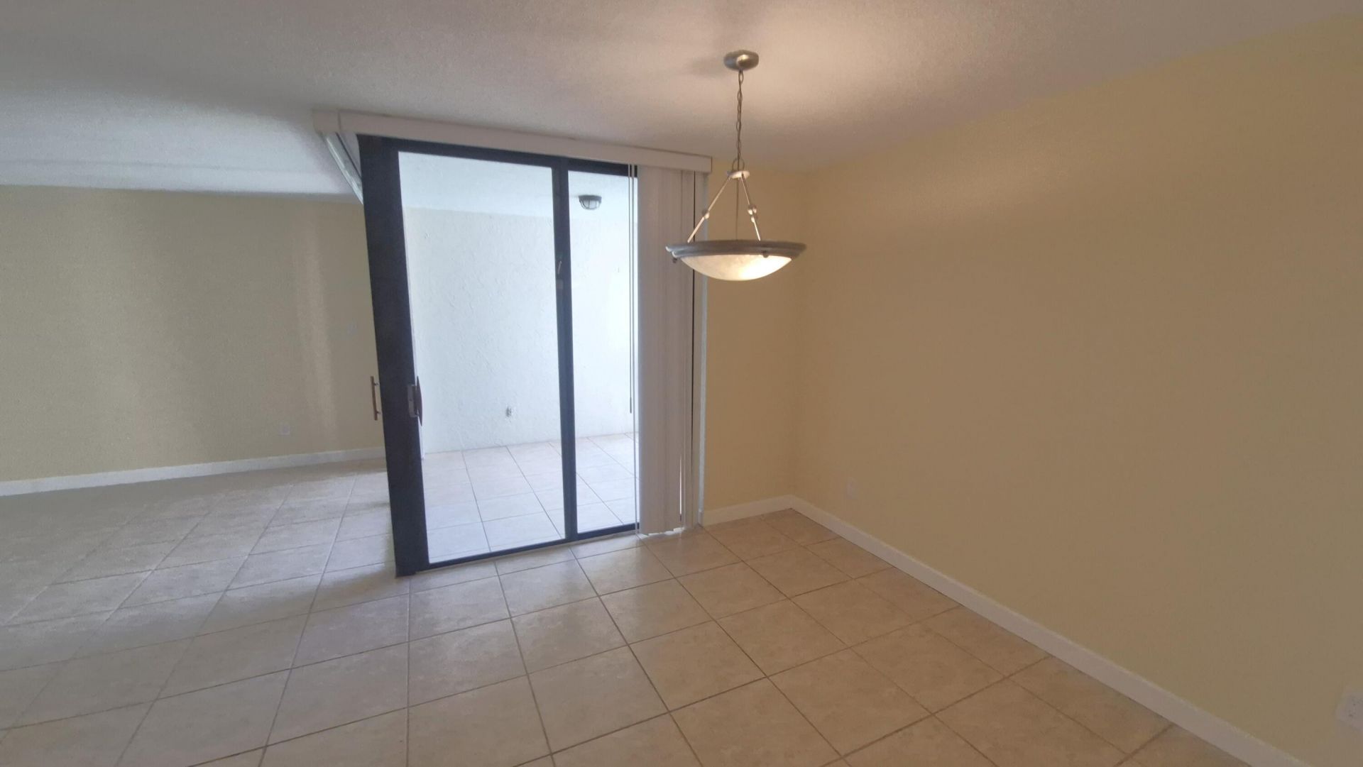 820 Lavers Circle, Unit G409, Delray Beach, FL 33444 Photo