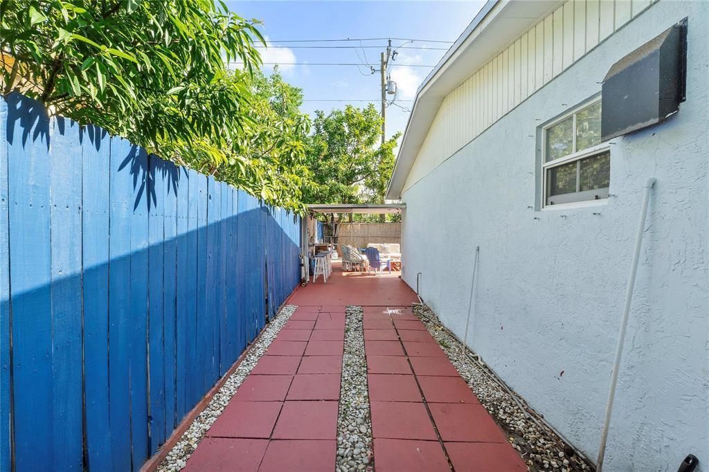 1427 NE 30th Street, Pompano Beach, FL 33064 Photo