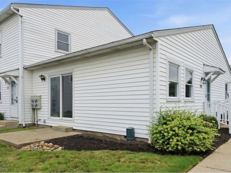 2549 Royal County Down #15A, Uniontown, OH 44685 Photo 4