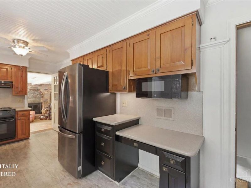 525 Overhill Lane, Delhi Twp, OH 45238 Photo 8