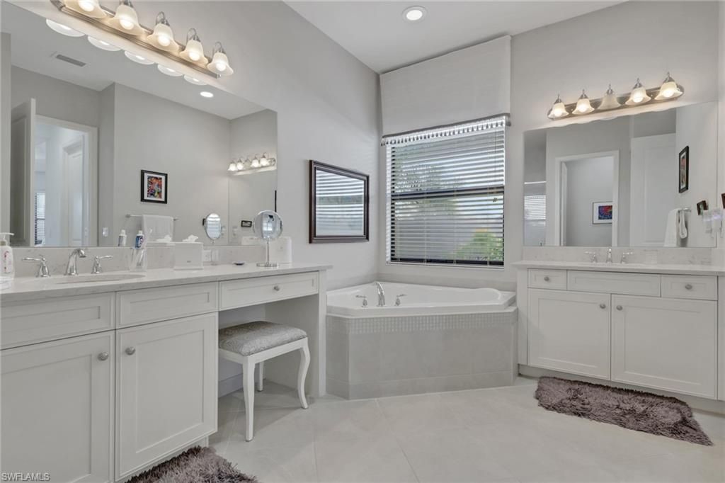 4113 Amelia Way , Naples, FL 34119 Photo