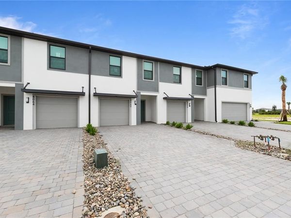 4060 Alexandria DR, AVE MARIA, FL 34142