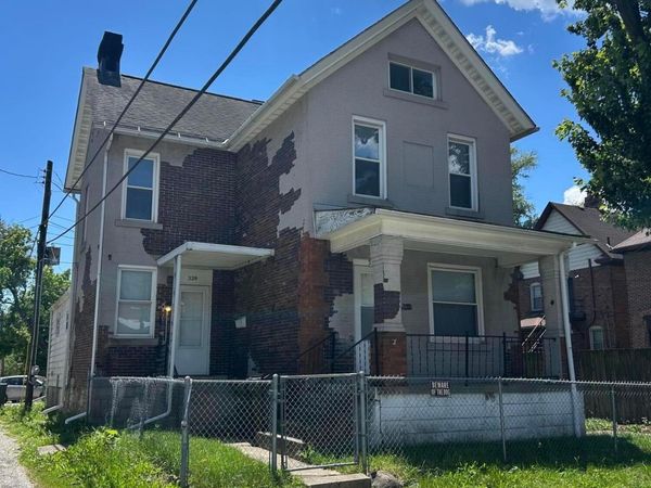 329 E 12th Avenue , Columbus, OH 43201