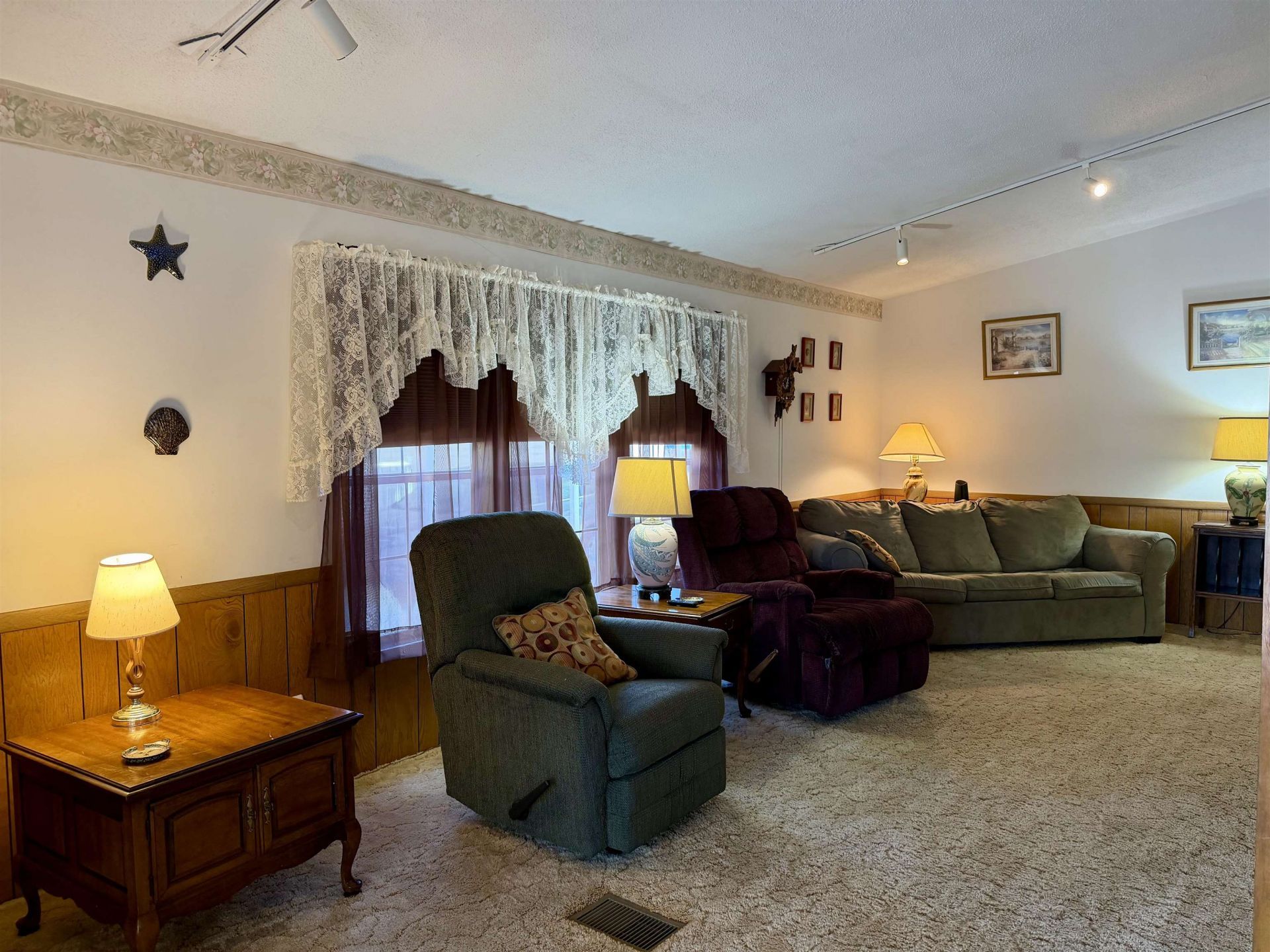 1844 Sunrise Dr. Photo 10