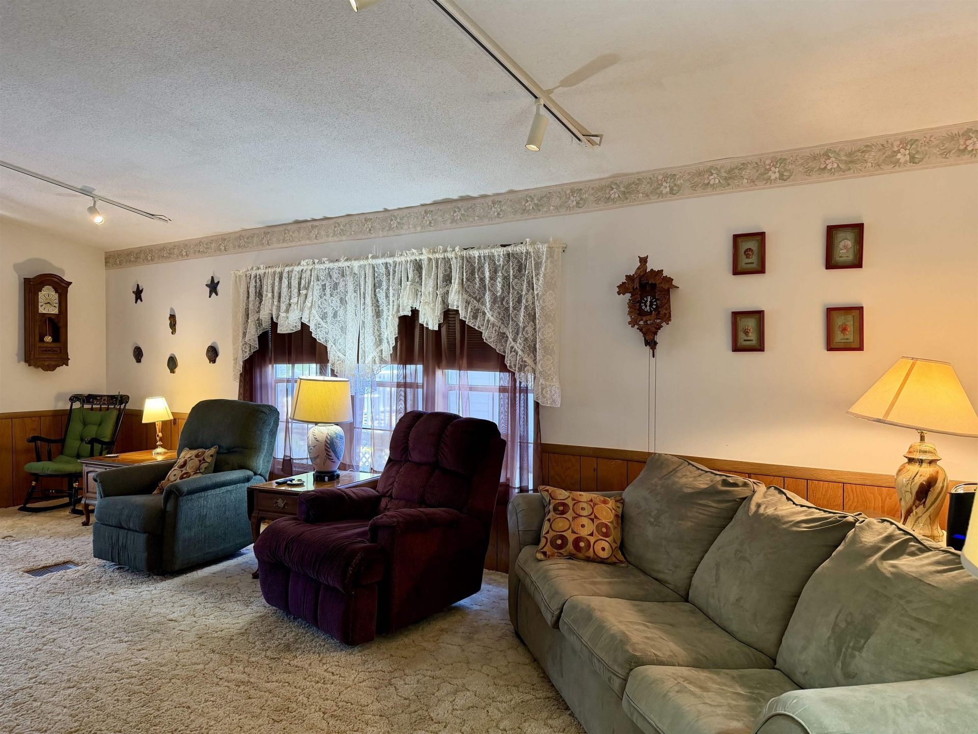 1844 Sunrise Dr. Photo 11