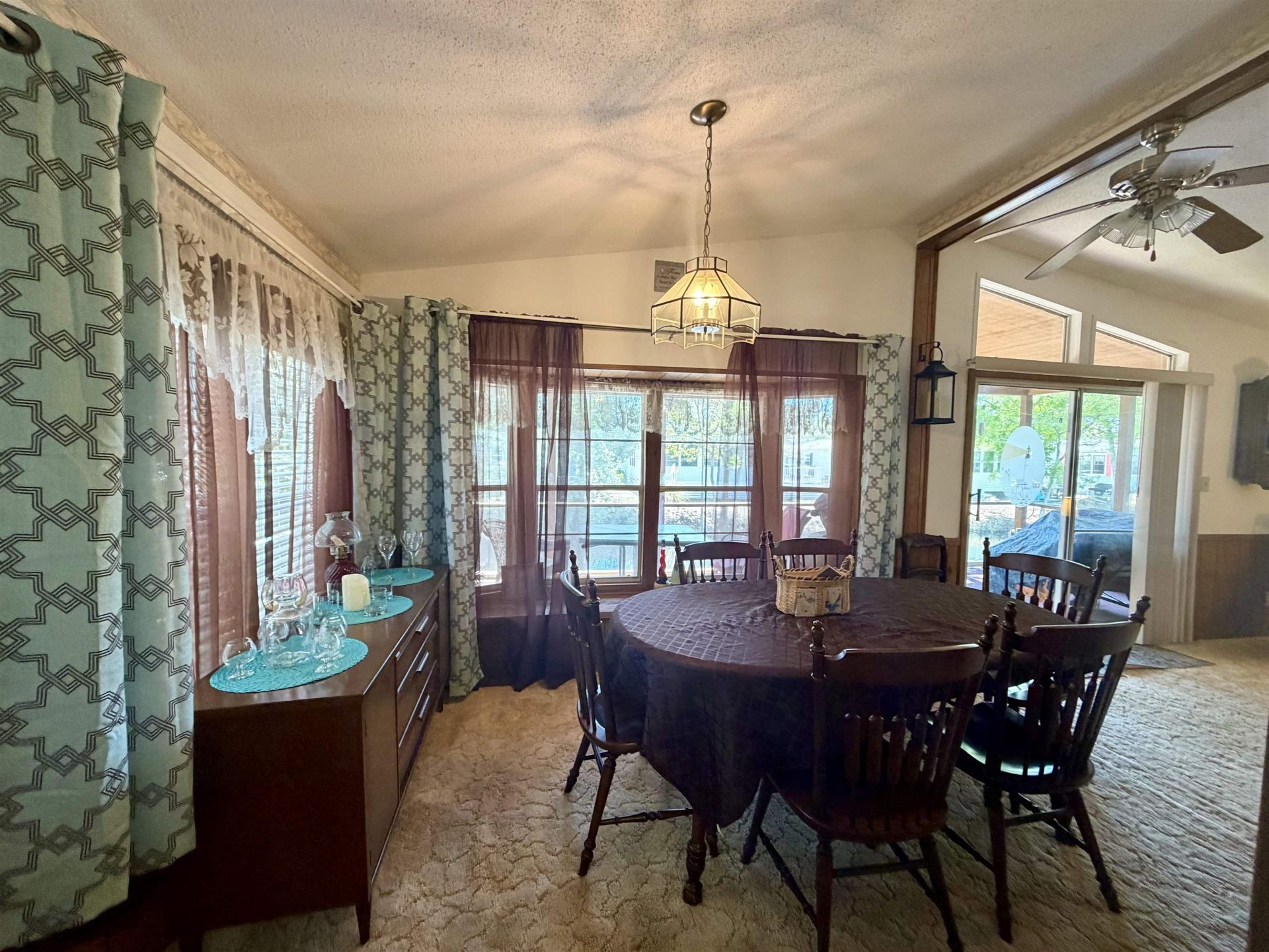 1844 Sunrise Dr. Photo 7