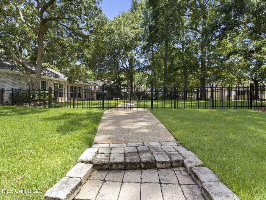 Property Image 47