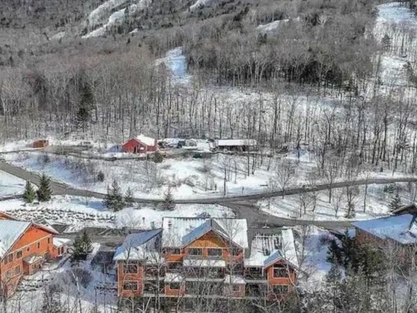 9 Riverside Terrace Drive, Unit 2C, Lincoln, NH 03251