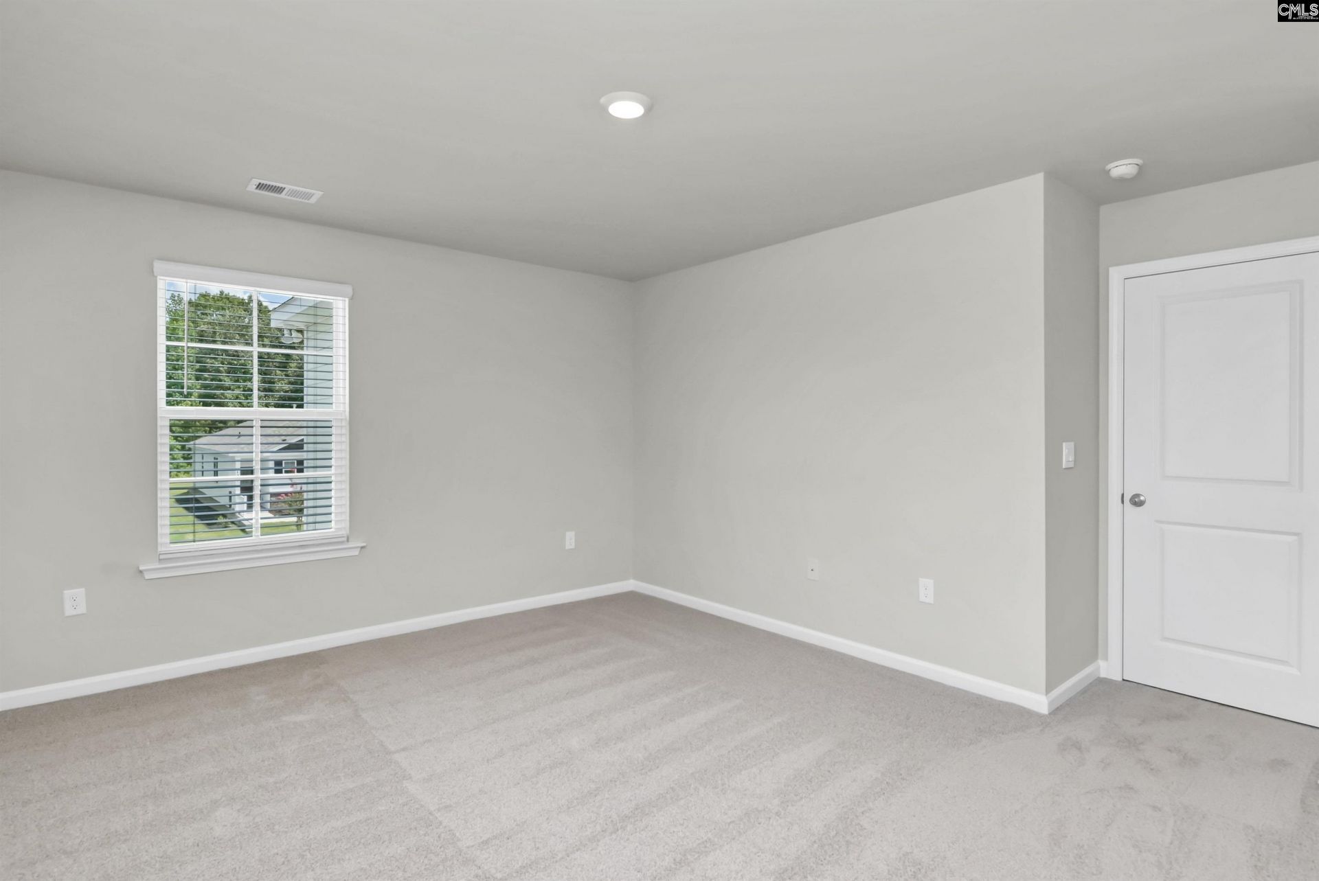 680 Glacier Road Photo 25