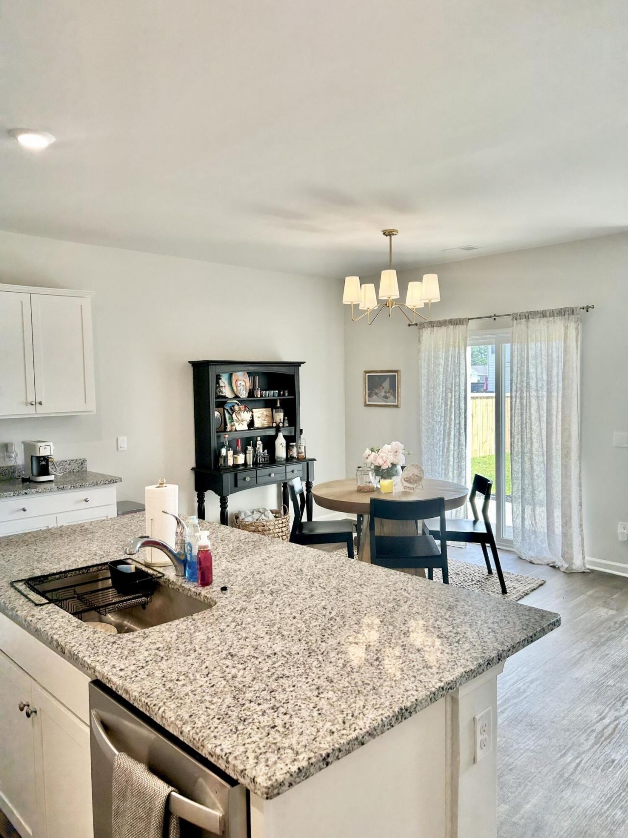 215 Watersglen Drive Photo 19