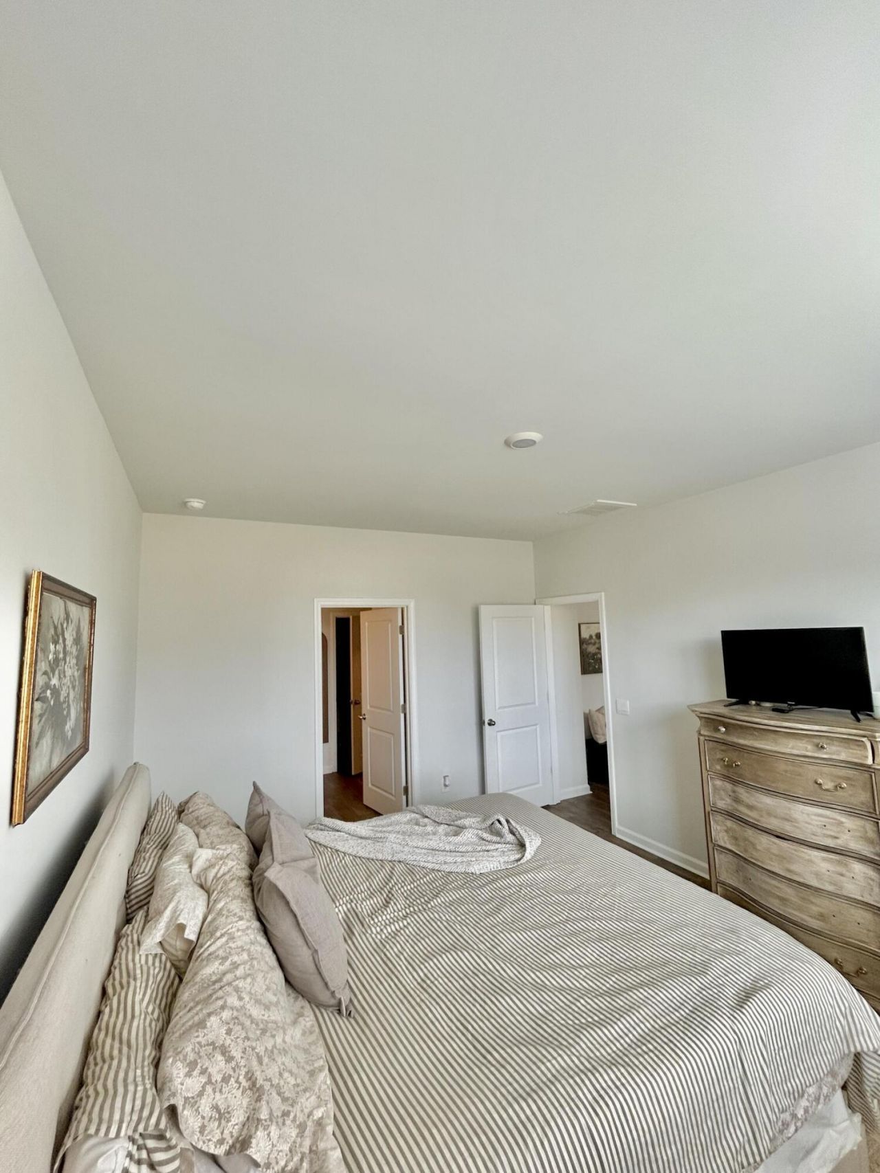 215 Watersglen Drive Photo 24