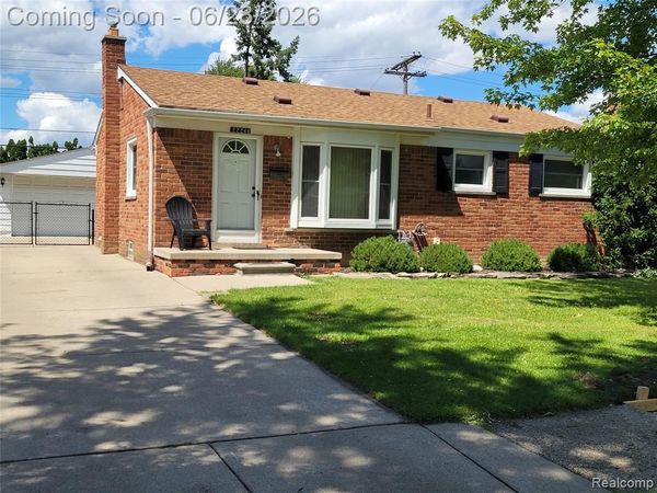 22246 Champaign Street, Taylor, MI 48180