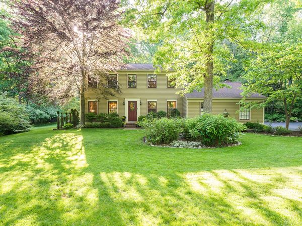 4578 Mount Brighton Drive, Brighton, MI 48116