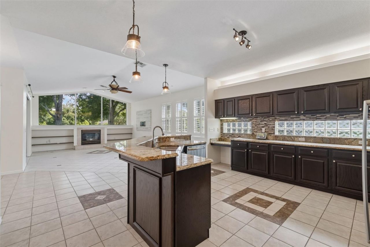 1230 Berkshire Lane, Tarpon Springs, FL 34688 Photo