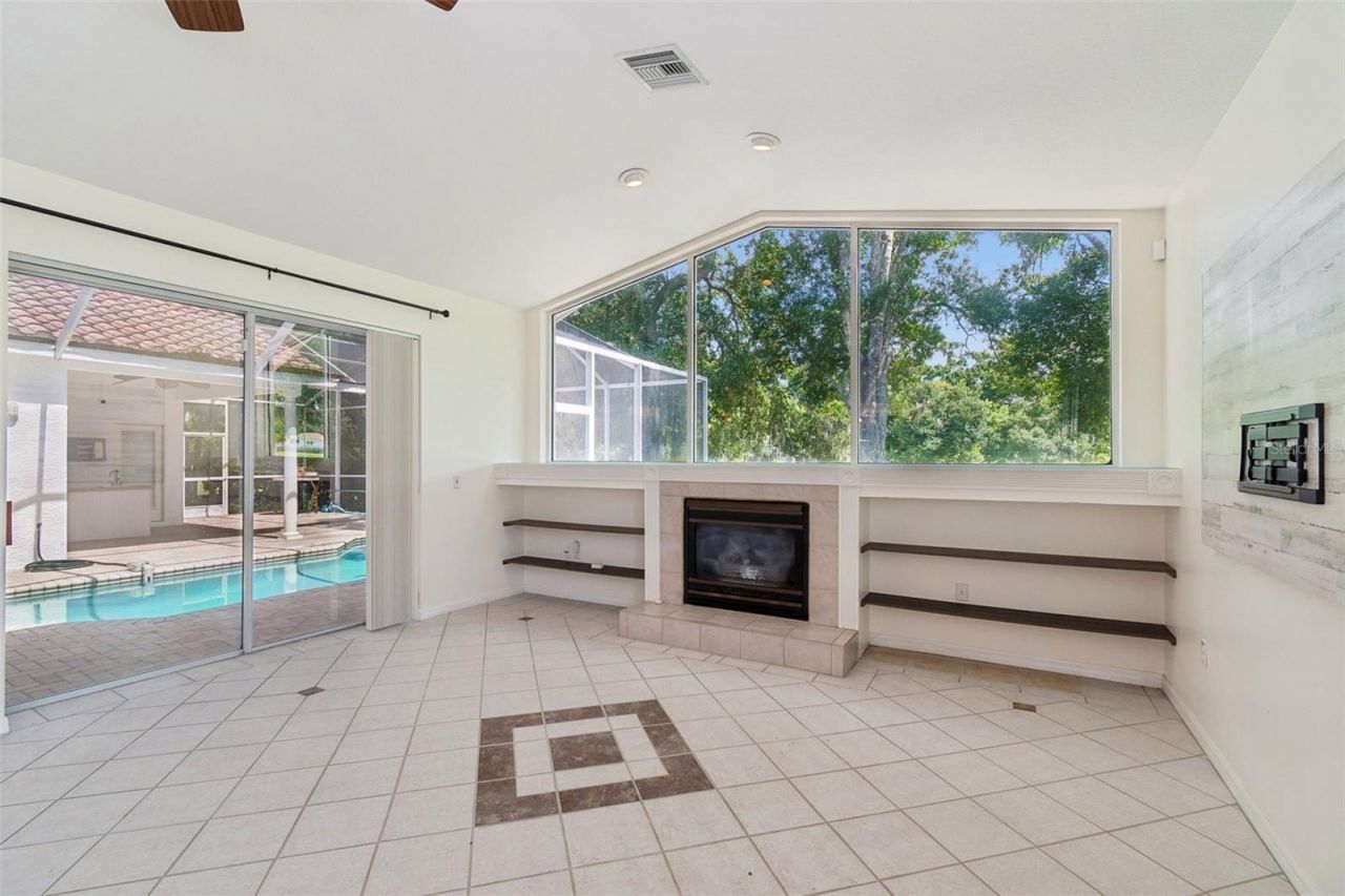 1230 Berkshire Lane, Tarpon Springs, FL 34688 Photo