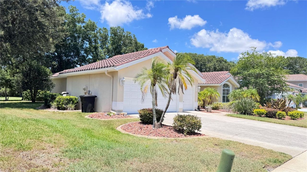 1230 Berkshire Lane, Tarpon Springs, FL 34688 Photo