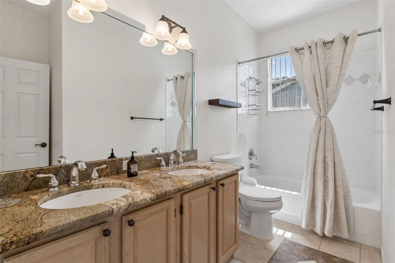 1230 Berkshire Lane, Tarpon Springs, FL 34688 Photo