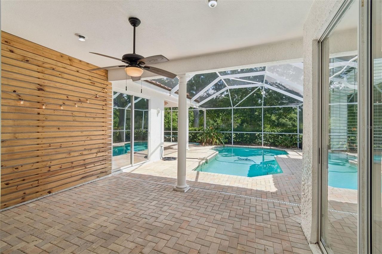 1230 Berkshire Lane, Tarpon Springs, FL 34688 Photo