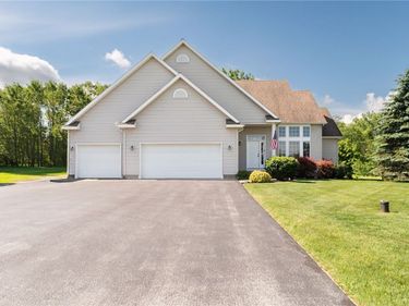 3420 Rose Road , Batavia, NY 14020