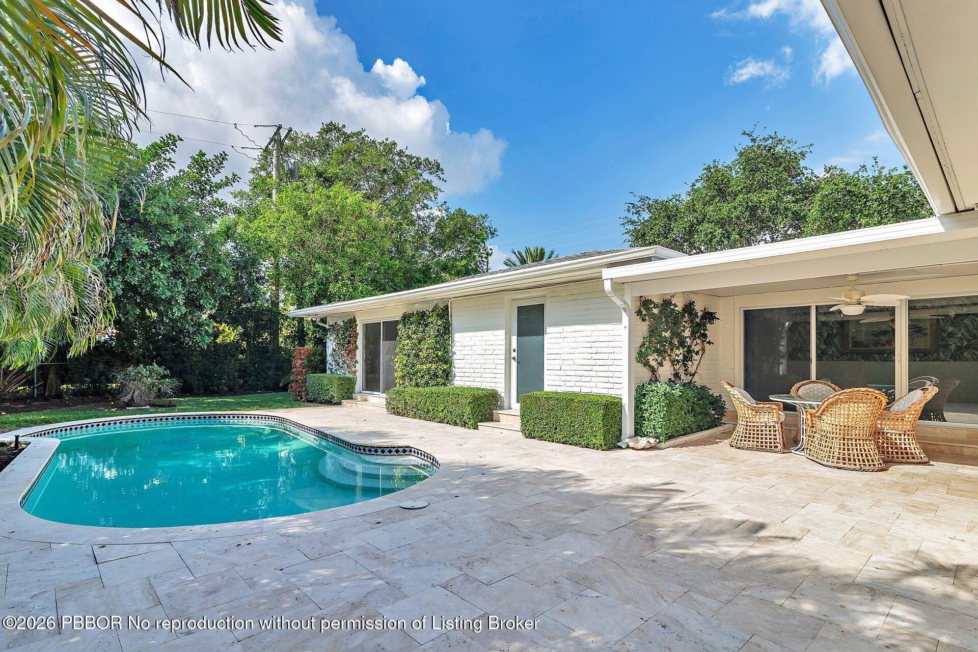 246 Gray Street, West Palm Beach, FL 33405 Photo