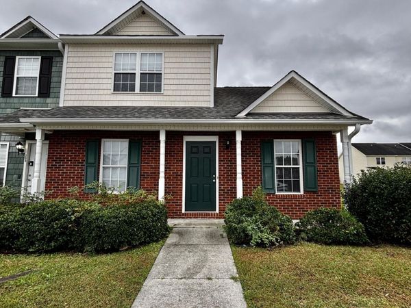 207 Ashwood Drive , Jacksonville, NC 28546