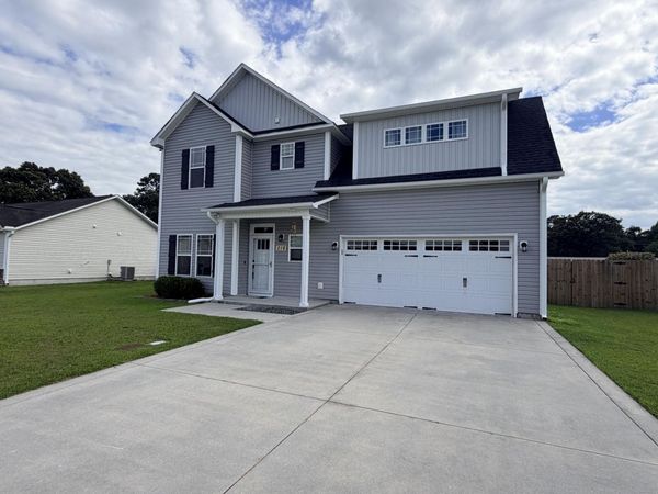 218 Long Neck Drive, Richlands, NC 28574