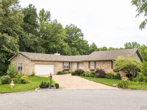 10 Ryan Circle , Lebanon, IL 62254