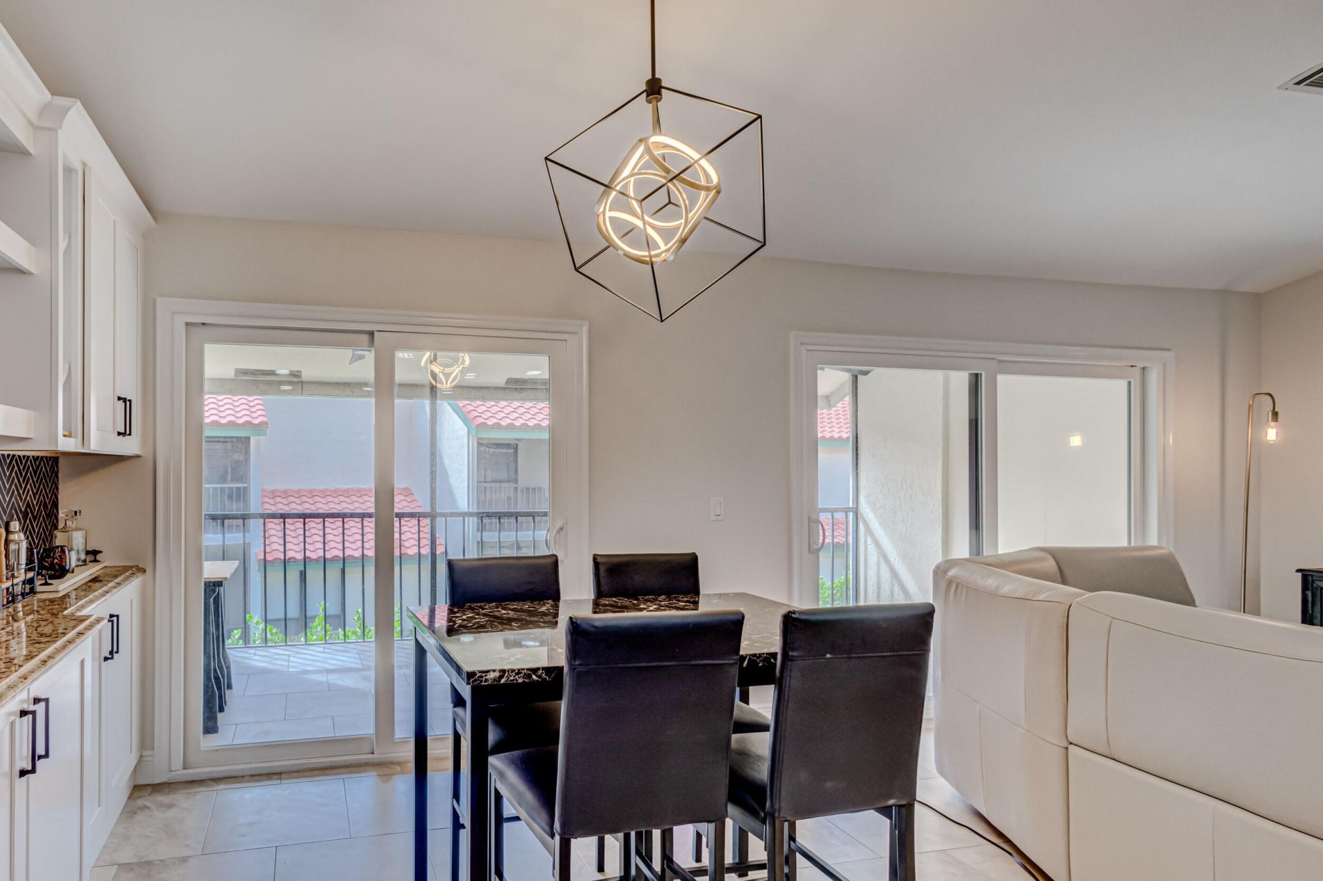 13 Lexington Lane E, Unit F, Palm Beach Gardens, FL 33418 Photo