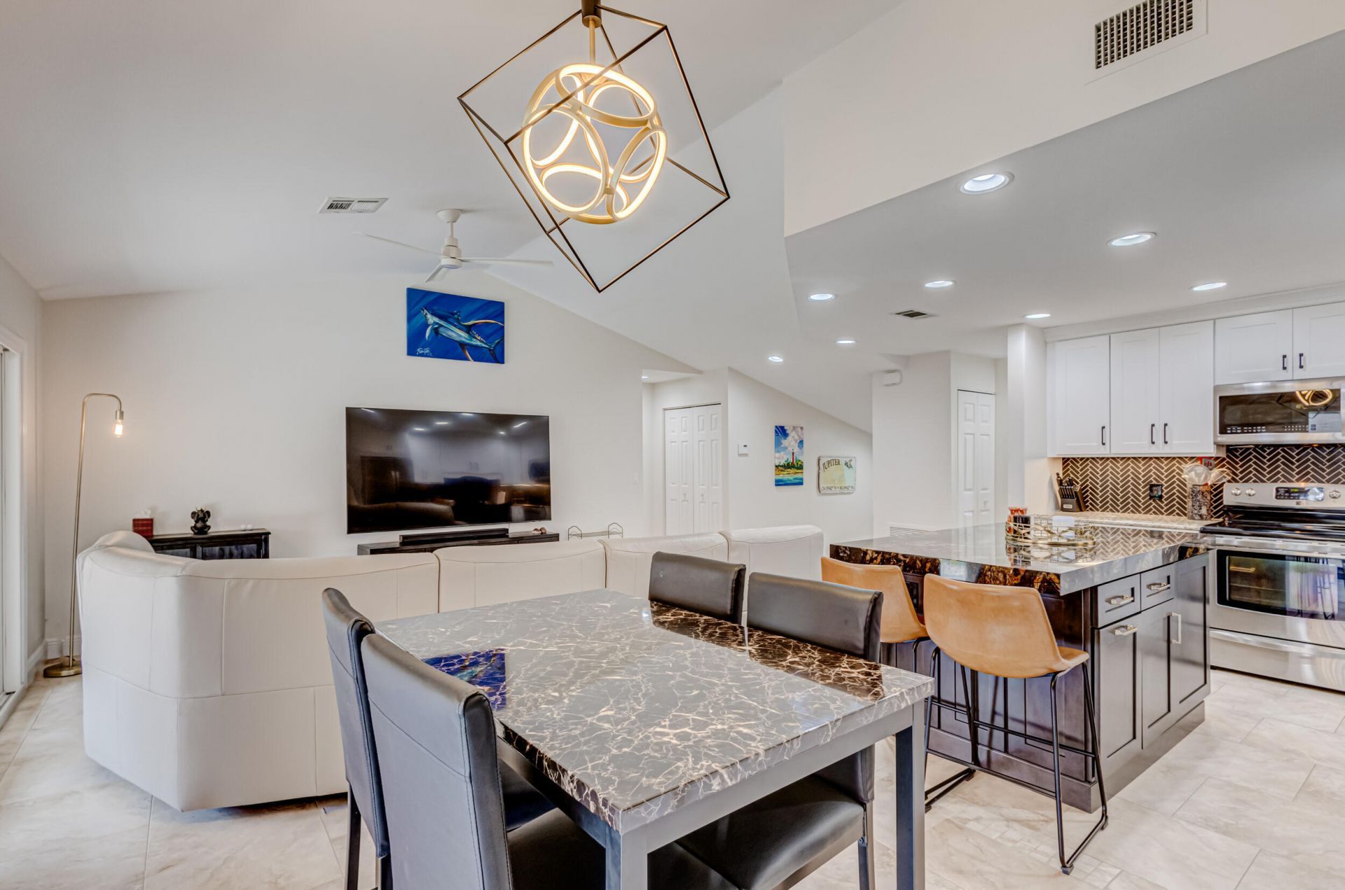 13 Lexington Lane E, Unit F, Palm Beach Gardens, FL 33418 Photo