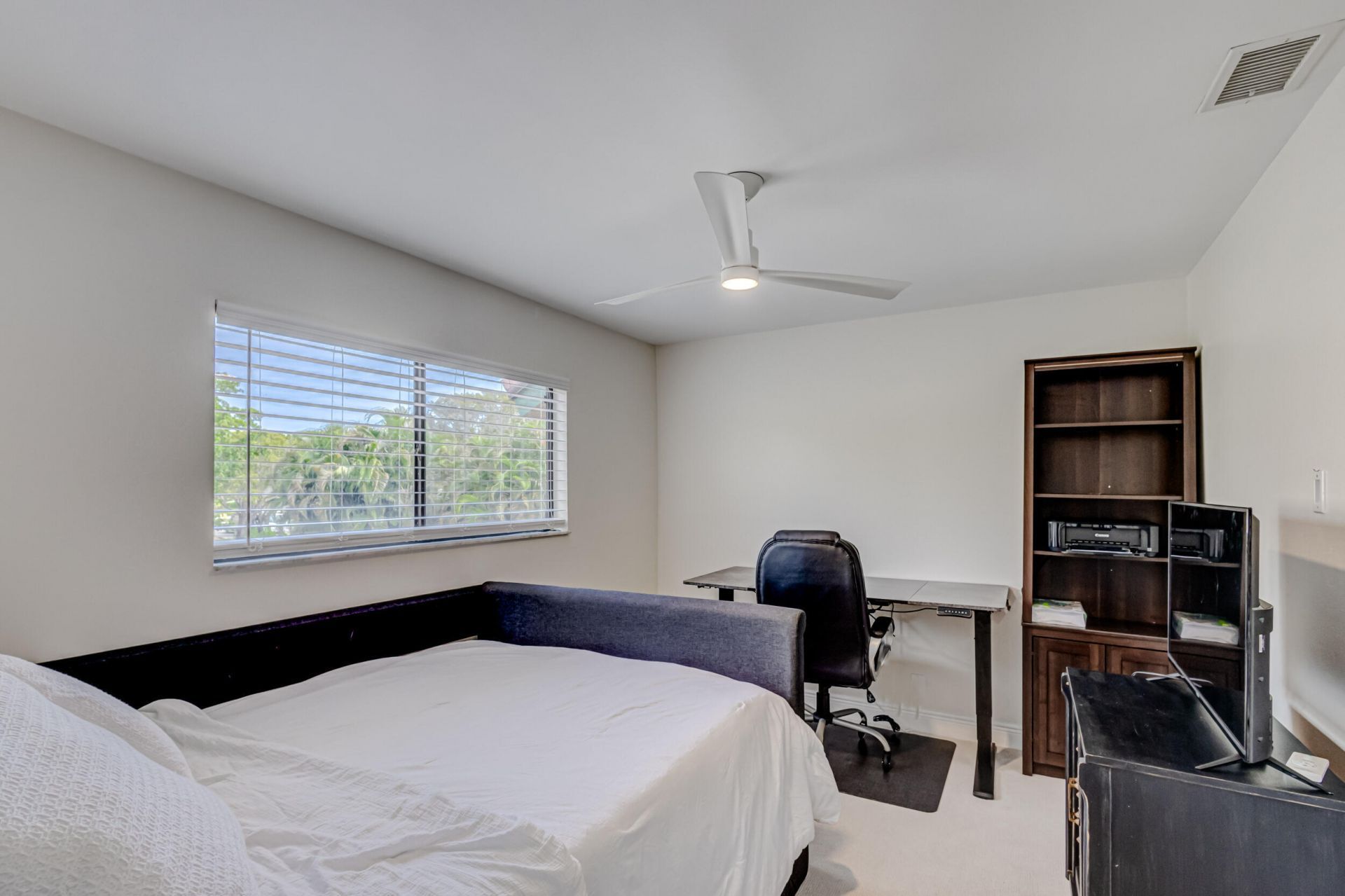 13 Lexington Lane E, Unit F, Palm Beach Gardens, FL 33418 Photo