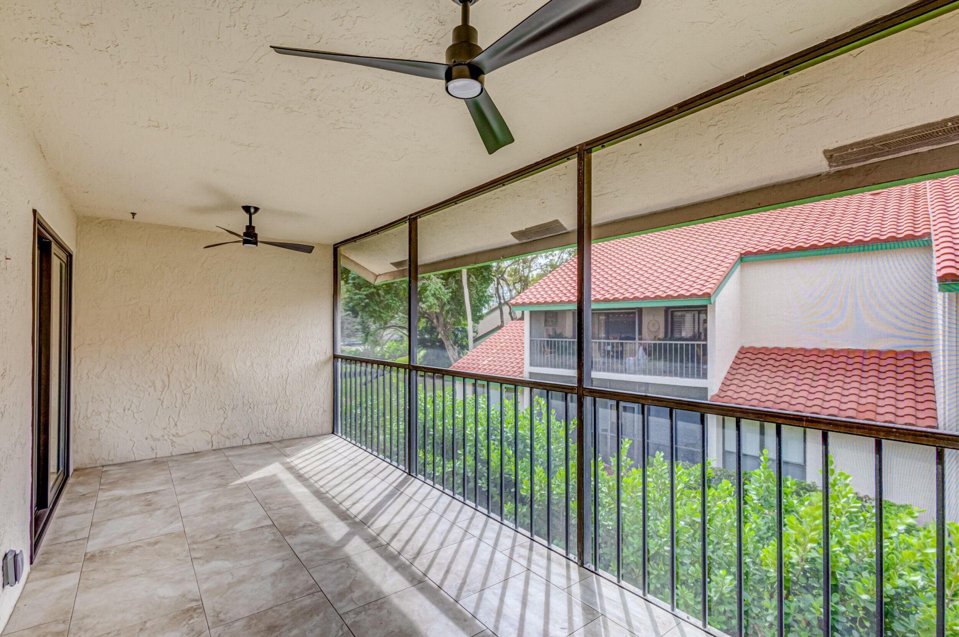 13 Lexington Lane E, Unit F, Palm Beach Gardens, FL 33418 Photo