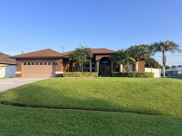 1702 SW Comfort Street, Port St. Lucie, FL 34987