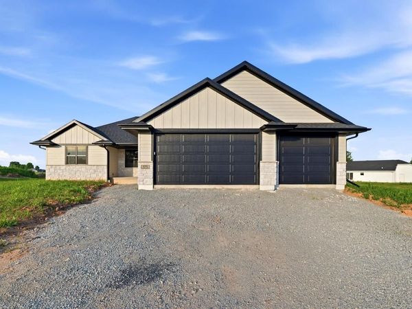 575 EMERALD ISLE COURT, Wrightstown, WI 54180