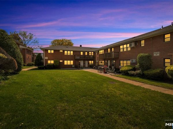 186 Terhune C #20, Unit C #20, LODI, NJ 07644