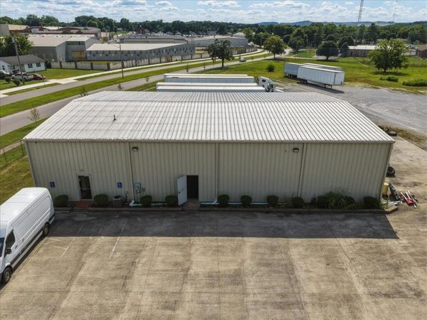 855 Beauty Avenue , Bowling Green, KY 42101