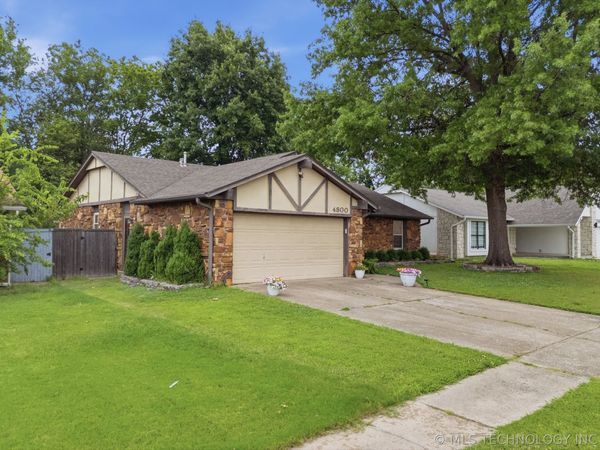 4800 W Uniontown Street , Broken Arrow, OK 74012