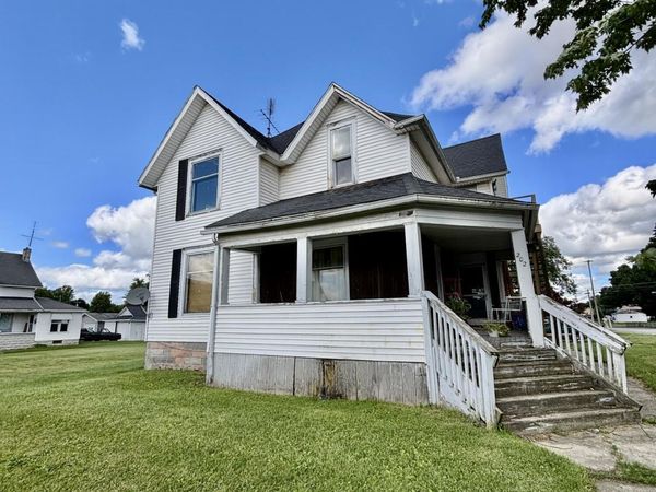 202 N Michigan Street , Edon, OH 43518