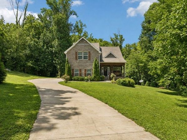 113 Summit Dr, Columbia, TN 38401